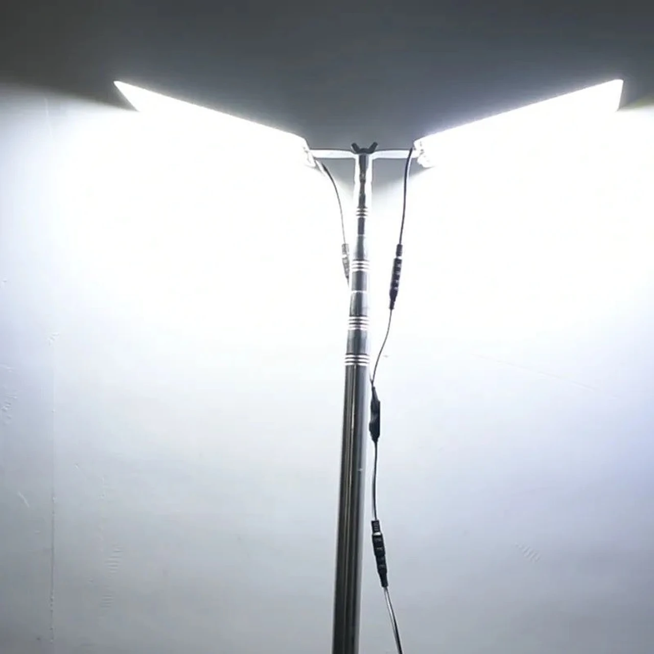 چراغ کمپینگ 360Light مدل FR-23 Cob